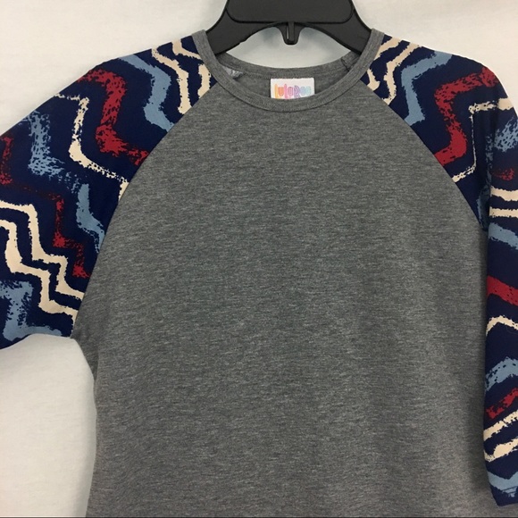 NWOT Lularoe Chevron Sloan Baseball Tee Size 14 - Picture 2 of 9